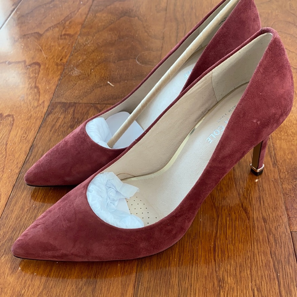 Kenneth Cole suede heels never worn